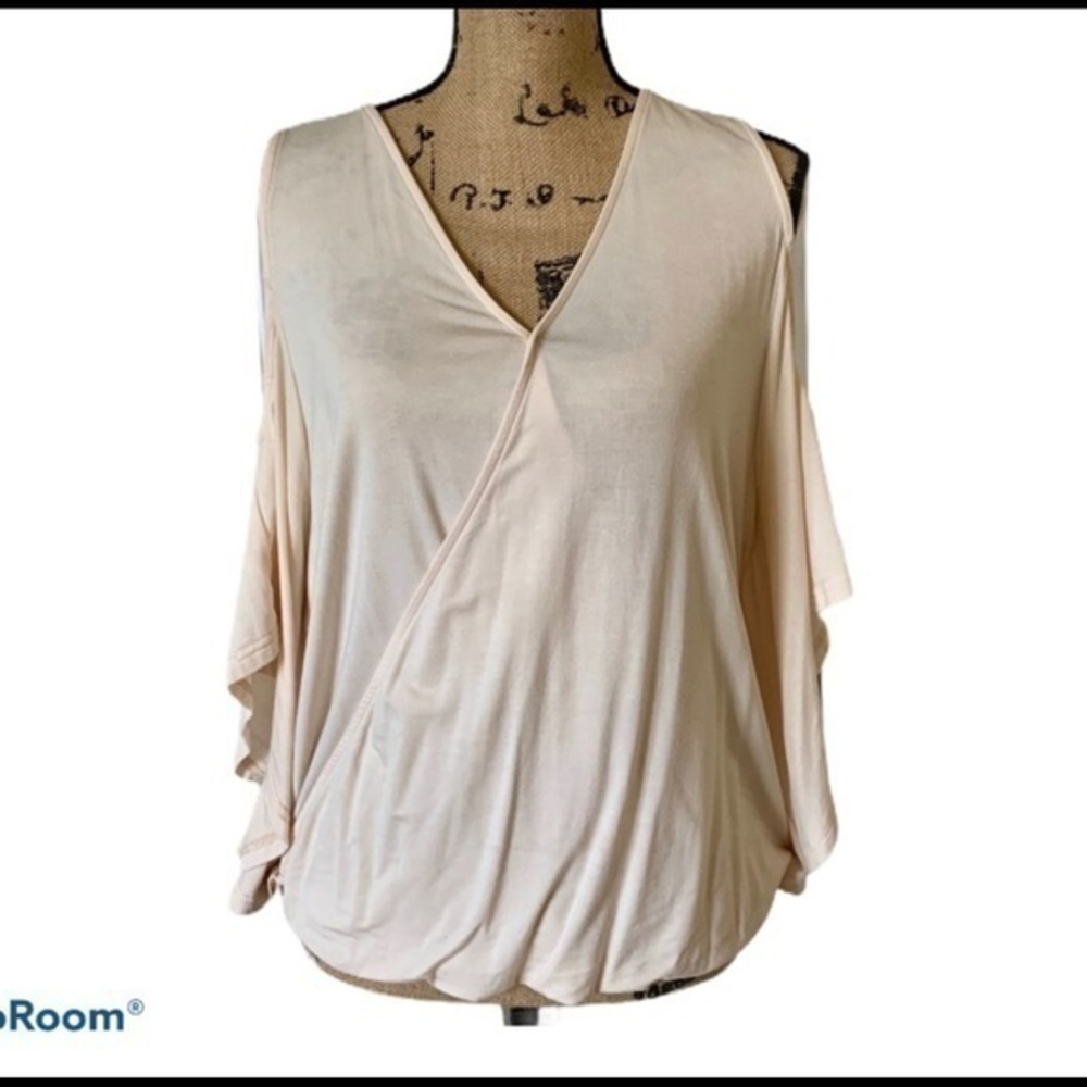 She + Sky Cold Shoulder Top Size S